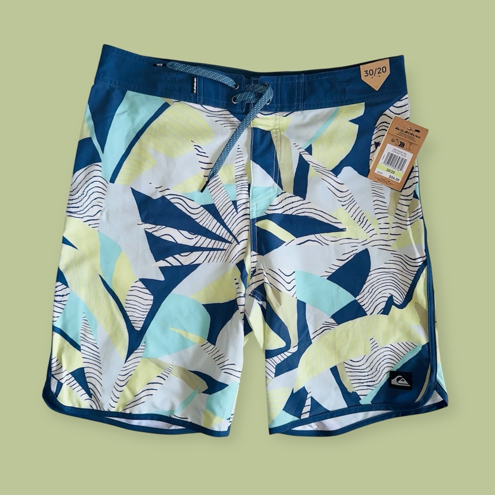 NWT Men’s Quicksilver Swim Trunks